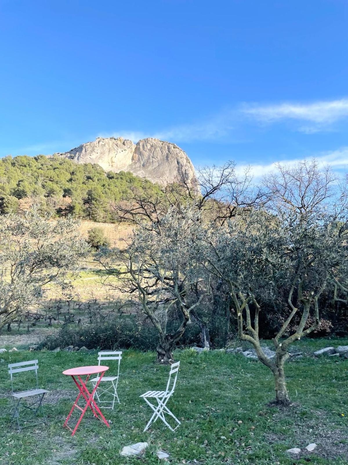 Vila Domaine De Cassan Lafare Exteriér fotografie